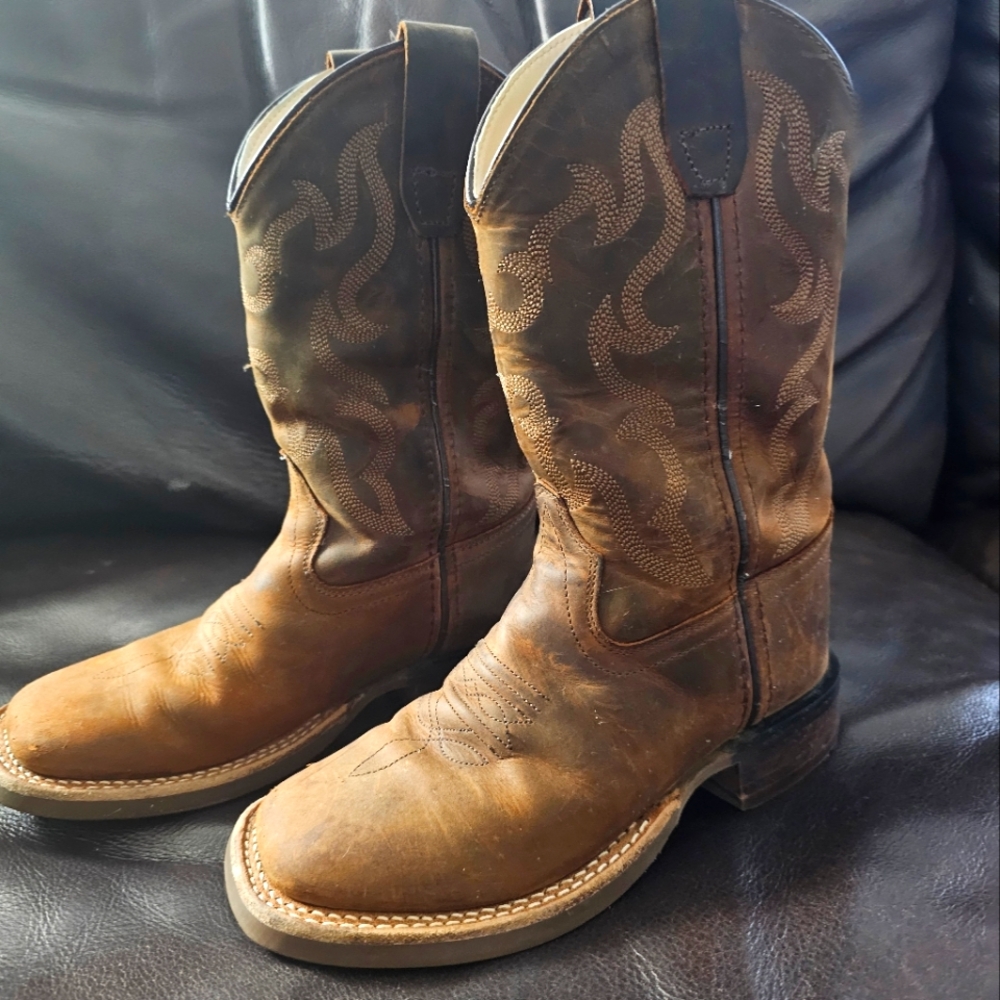 Boys Sz 13 Brown Distressed Leather Western Boots